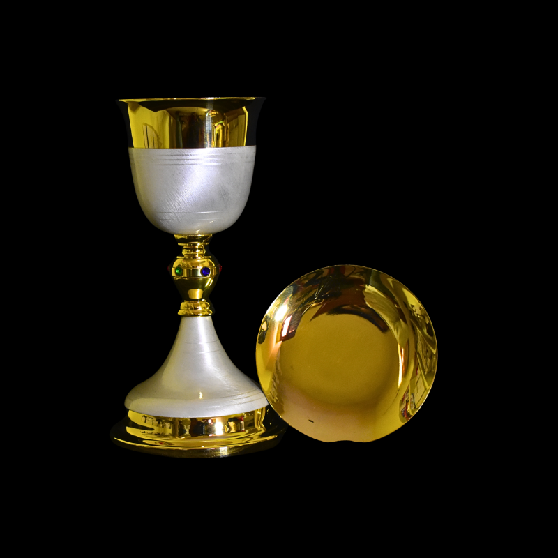 chalice and paten gold plated mt 0002
